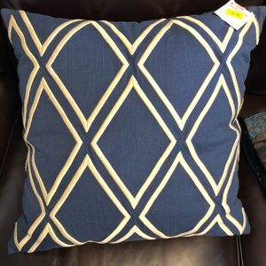 NWT (2) Blue Throw Pillow Covers - Southern Living
